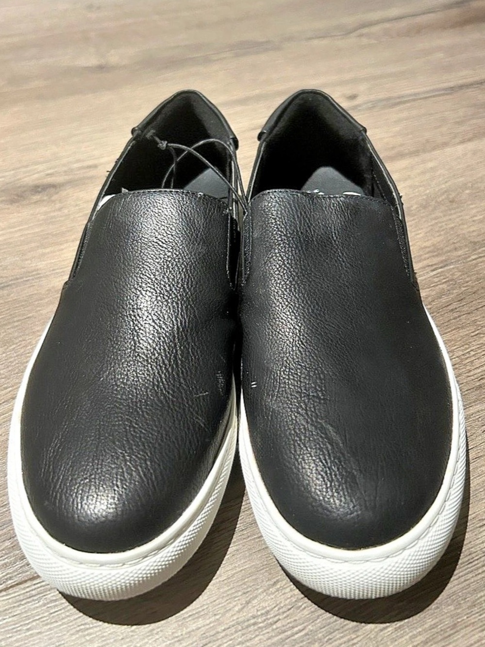Kenneth Cole Reaction Black & White Slip-On Sneakers